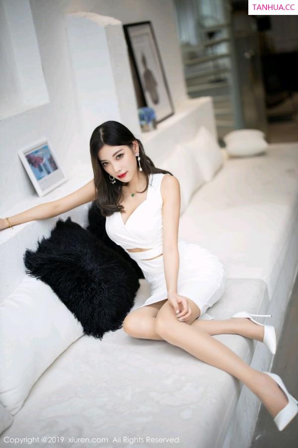 杨晨晨 sugar小甜心CC [XIUREN]高清写真图 2019.09.24 杨晨晨sugar第11张图片